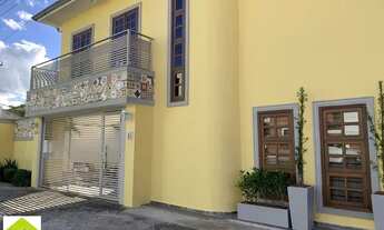 Imagem 2: Sobrado para Venda em Itapetininga, Vila Barth, 3 dormitórios, 1 suíte, 3 banheiros, 2 vag