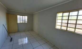 Imagem 6: Apê duplex. Jardim Tijuca, de 3 quartos com suíte, sala, cozinha com armário e fogão