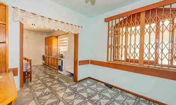 Imagem 5: Casa de 2 quartos, 2 banheiros,pátio,churrasqueira, 7 vagas no bairro Guarujá