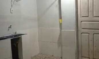 Imagem: Casa no térreo/fundo(LEIA A DESCRIÇÃO