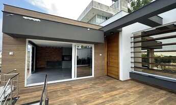 Imagem 2: Linda Casa na Pedra Branca 03 dormitórios sendo 01 Suíte Master c/ Closet