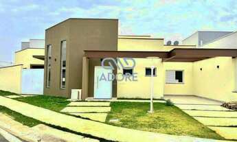 Imagem: Casa à venda no Condomínio Village Moutonnée