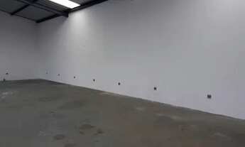 Imagem 3: Galpão em lote de 360m2, área construída de 280m2, no bairro Jardim Canadá/Nova Lima/MG