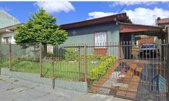 Imagem: Casa a venda com amplo terreno, 03 quartos