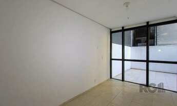 Imagem 2: Sala comercial à venda com terraço, banheiro e copa, elevador portaria - Bairro Menino Deu