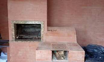 Imagem 7: Chácara na Lapa com 2.310m² com piscina, 3 dormitórios, área gourmet e semi-mobiliada pra