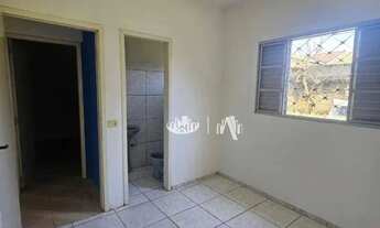 Imagem 7: Casa com 3 dormitórios para alugar, 110 m² por R$ 1.500,00/mês - Jardim Paraty - Londrina