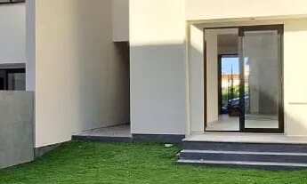 Imagem 7: Sobrado a venda possui 106 metros quadrados com 3 quartos em Serraria - São José - SC