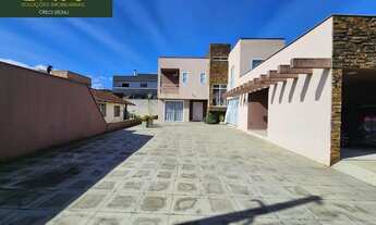 Imagem 2: Sobrado à venda em Joinville-SC, Iririú: 3 quartos, 1 suíte, sala, 4 banheiros, 2 vagas, 1