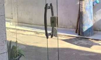 Imagem 7: Loja beira de rua ao lado de todo comercio do terreirão recreio