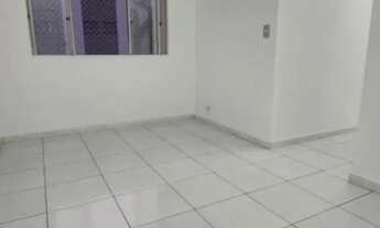 Imagem 7: Oportunidade, perto do Pronto Socorro do Pq Ind, cozinha com armários e mais..