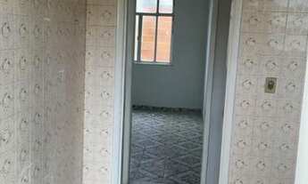 Imagem 3: Apartamento com 1 Quarto para Alugar, 60 m² por R$ 750/Mês