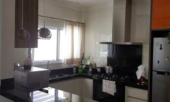 Imagem 4: PARK REAL - Casa de 3 dorms com móveis planejados