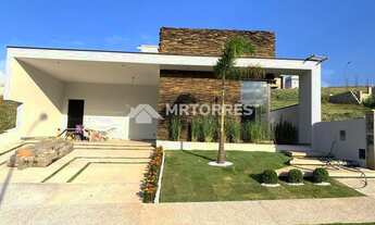 Imagem 2: Casa térrea à venda no Condomínio Mont Alcino em Valinhos, SP