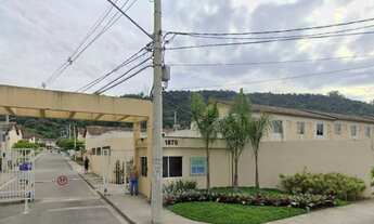 Imagem 2: Apartamento para venda possui 44 metros quadrados com 5 quartos em Santa Cruz - Rio de Jan