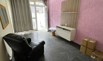 Imagem: Casa Térrea - 5 Dorms - 260m²