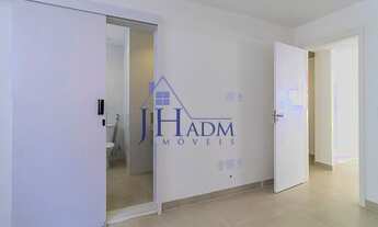 Imagem 4: Apartamento totalmente reformado, no Corte do Cantagalo. Sala, 4 quartos, com cerca 150m²