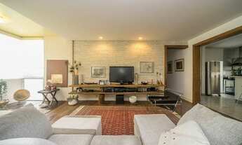 Imagem 7: Apartamento para venda possui 170 metros quadrados com 3 quartos em Consolação - São Paulo