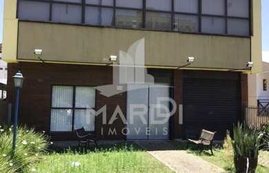 Imagem 2: PORTO ALEGRE - Prédio Inteiro - Tristeza