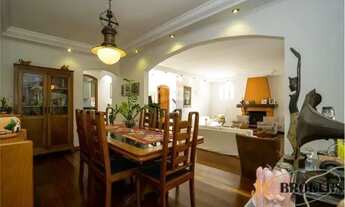 Imagem 6: Casa de com 324m² de área construída, 3 suítes, 2 vagas