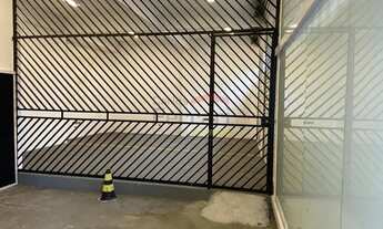 Imagem 2: Comercial Santana - possui elevador