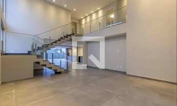 Imagem: Casa de Condomínio à Venda - Alphaville