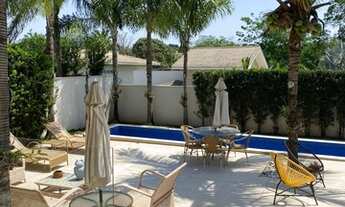 Imagem 3: Casa de condomínio sobrado para venda tem 330 metros quadrados com 4 suítes