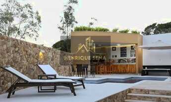 Imagem 7: Casa de condomínio para venda possui 400 metros quadrados com 6 quartos