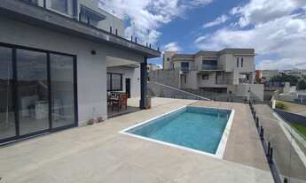 Imagem 3: Casa de condomínio sobrado para venda possui 330 metros quadrados com 4 quartos