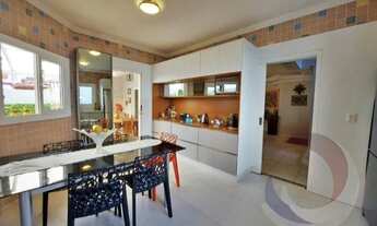 Imagem 5: Casa para venda possui 272 m2com 3 quartos em Córrego Grande - Florianópolis - SC