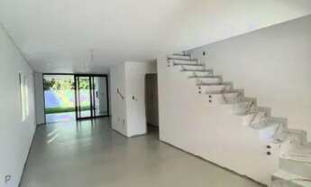 Imagem 2: Geminado para Venda em Joinville, Jardim Sofia, 3 dormitórios, 3 suítes, 1 banheiro, 2 vag