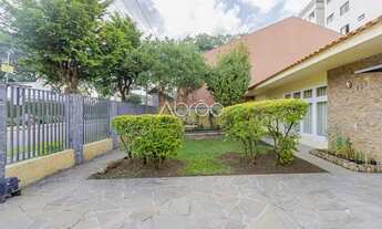 Imagem 3: Casa Ampla a venda, com 03 quartos em excelente localização no bairro Santa Quitéria