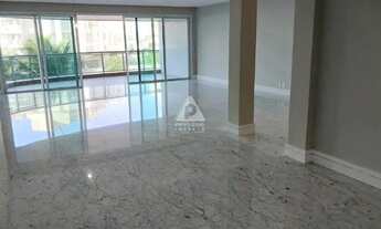 Imagem 3: Venha morar em frente à Praia da Barra e sinta-se em Mônaco!