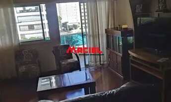 Imagem 2: Apartamento para aluguel e venda possui 128 metros quadrados com 4 quartos