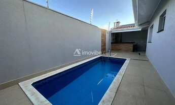 Imagem 3: Casa para locação, 3 quartos, 2 suítes, piscina e 3 vagas no Parque Novo Mundo - Americana