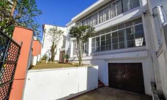 Imagem 2: Casa com pomar - coworking ou coliving, você escolhe