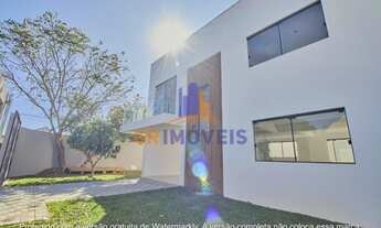 Imagem 2: Sobrado para Venda em Pinhais, Maria Antonieta, 3 dormitórios, 1 suíte, 3 banheiros, 2 vag