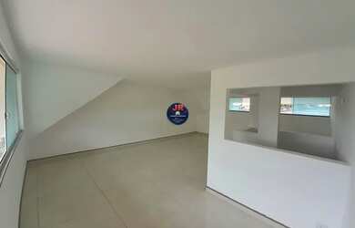 Imagem 3: Sobrado à venda no bairro Santa Cândida - Curitiba/PR