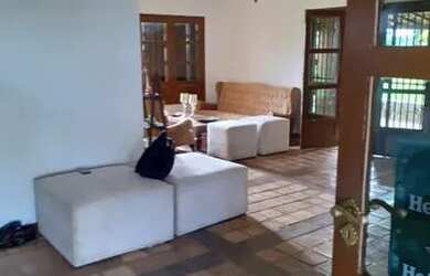 Imagem 2: Casa para venda com 260 metros quadrados com 4 quartos