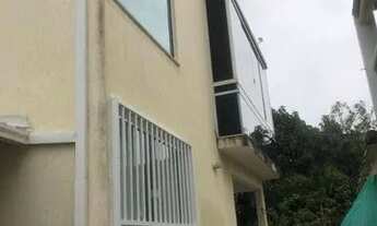 Imagem: Casa com 4 quartos e 2 suítes, 150 m²