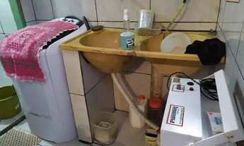 Imagem 7: Vendo troco casa em feu rosa