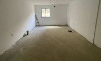 Imagem 2: Prédio comercial na freguesia