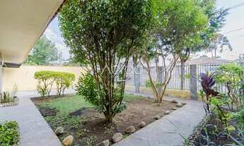 Imagem 4: Casa Ampla a venda, com 03 quartos em excelente localização no bairro Santa Quitéria