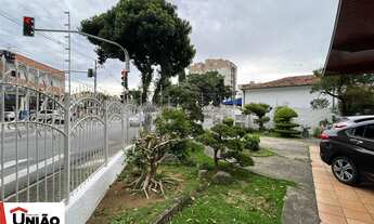 Imagem 5: Casa para aluguel possui 211 metros quadrados com 4 quartos