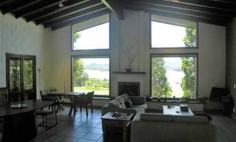 Imagem 15: Casa em condomínio fechado na beira da represa no melhor condomínio de Piracaia e região