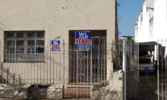 Imagem: Vendo- Casa com terreno e ótima localização