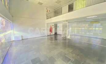 Imagem 3: Avenida São Carlos esquina com a Marechal Deodoro (Quarteirão Shopping) em frente a Nissei