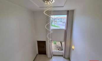 Imagem 2: Casa no Jardim Belvedere - 4 Quartos e Amplo Quintal