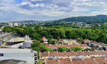 Imagem 4: Apartamento no bairro Cavalhada com 2 dormitórios possibilidade de terceiro com vaga e inf