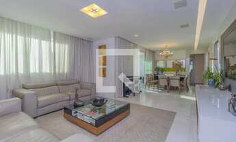 Imagem: Apartamento à Venda - Lourdes, 4 Quartos